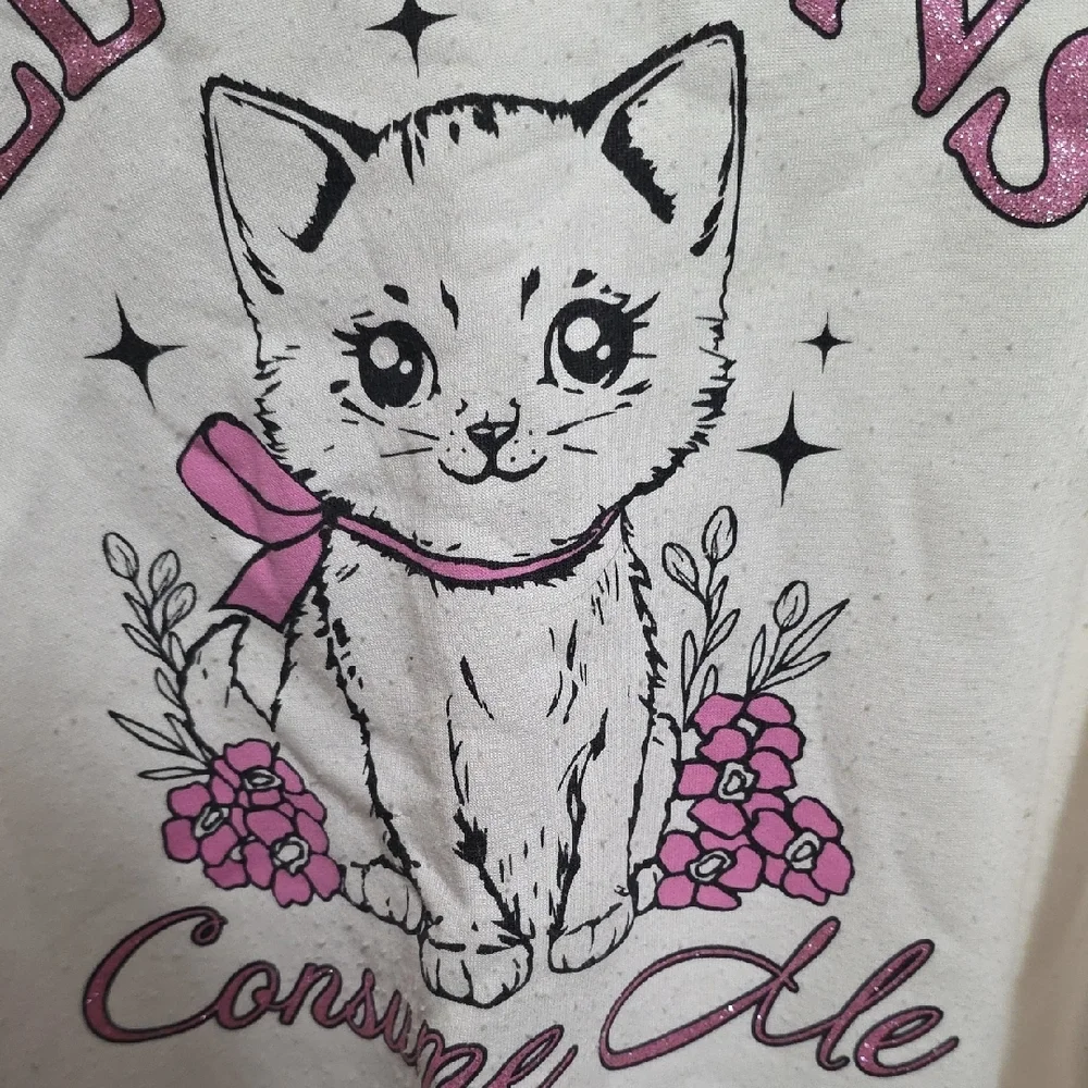 Wound Up White Sweatshirt with Pink Kitten 'Delusions' Graphic